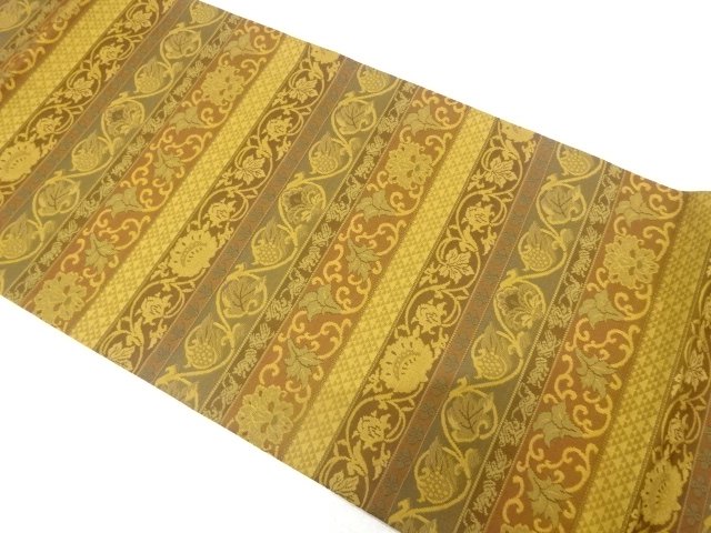 横段に花唐草模様織り出し　全通袋帯